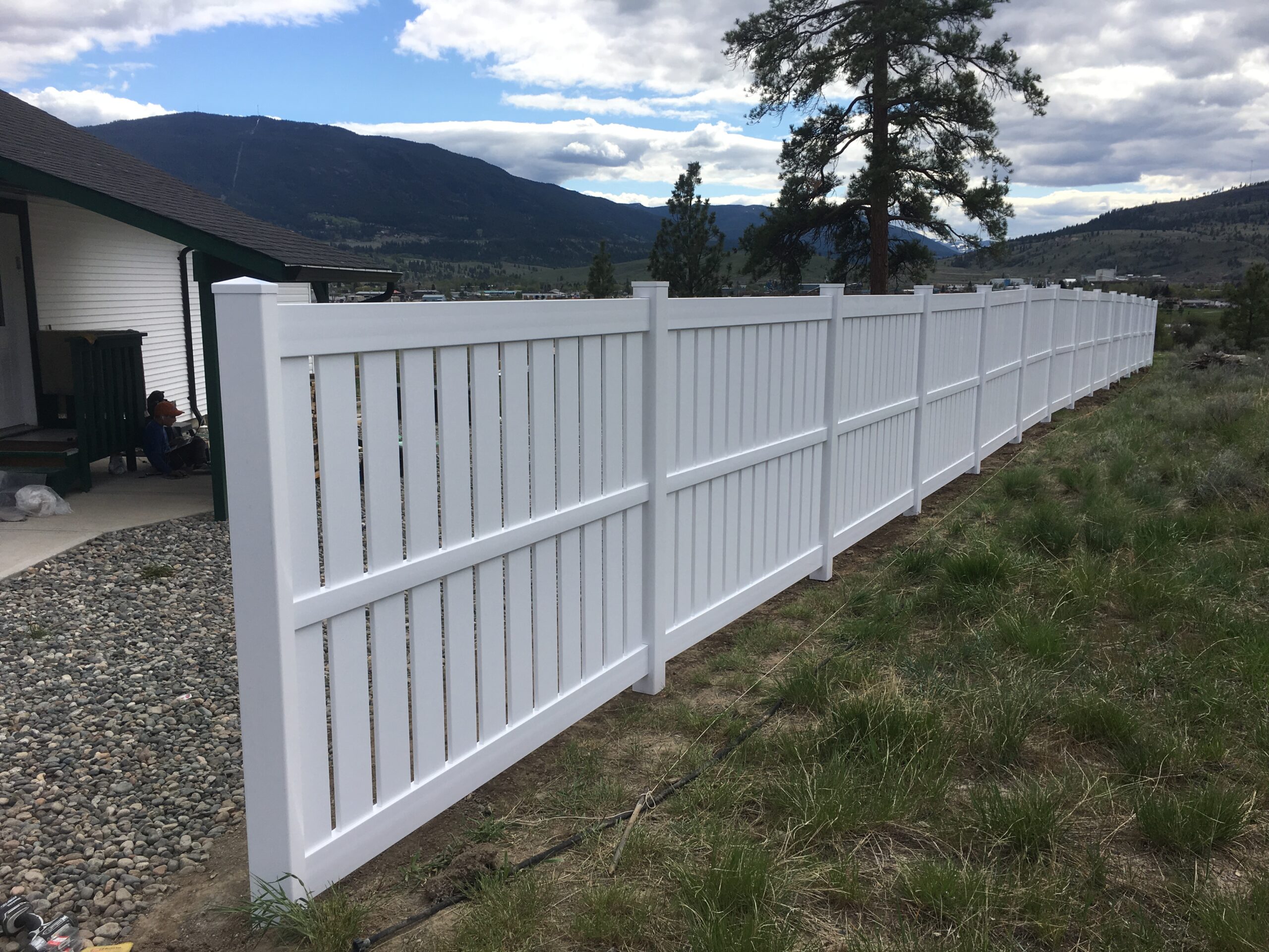 Semi-Privacy, Huron Profile, vinyl fence in White